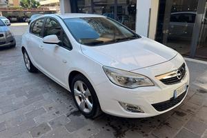 OPEL Astra 1.6 115CV 5P Cosmo UNICO PROPRIETARIO