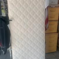 Materasso con topper