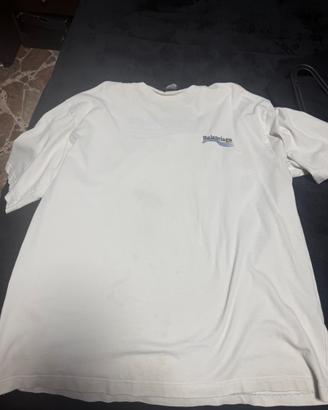 T shirt balenciaga