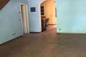 Albinea villa indi-dente mq 300 con parco secolare