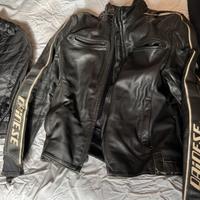Set abbigliamento moto in pelle dainese