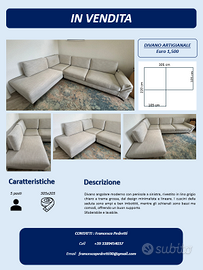 Divano in tessuto di lino grigio chiaro