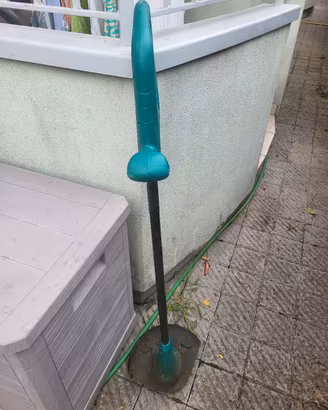 tagliabordi/decespugliatore elettrico bosch