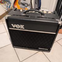 Amplificatore Vox VT40 semivalvolare 