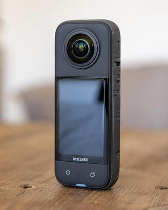 telecamera Insta360 X3