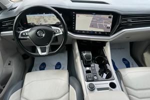 Volkswagen Touareg 3.0 V6 TDI SCR Atmosphere PELLE