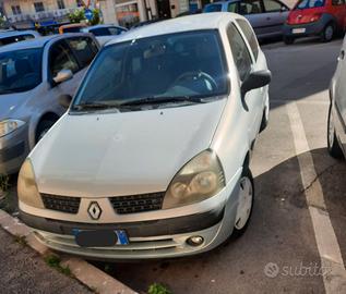 Renault Clio 163000 km benzina