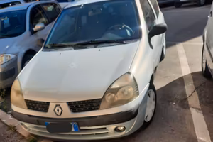 Renault Clio 163000 km benzina