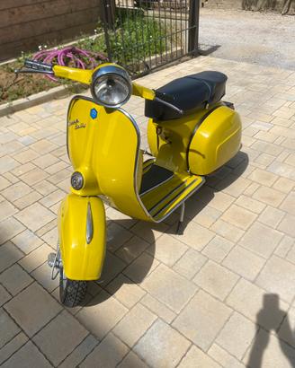 Vespa 180 Rally
