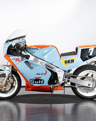Yamaha FZR 1000 - YAM00137