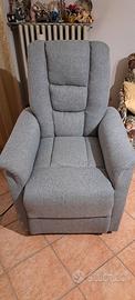 Poltrona elettrica per anziani