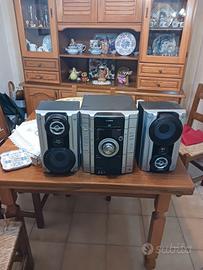 HI-FI SONY RADIO COMPACT E AUDIO CASSETTE