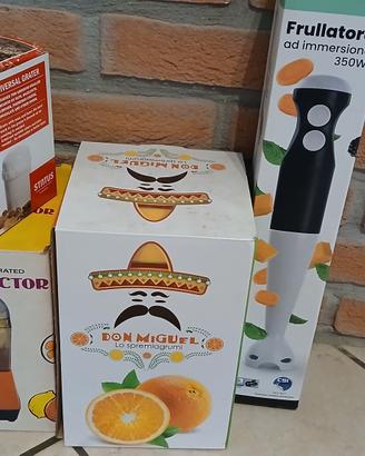Spremiagrumi frullatore a immersione