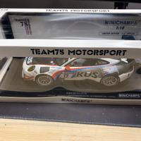 Modellino scala 1:18 porsche 911 gt3 R