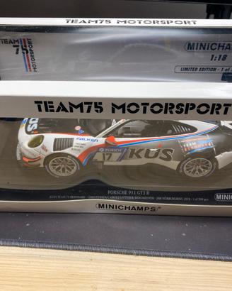 Modellino scala 1:18 porsche 911 gt3 R