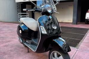 VESPA GTS 250