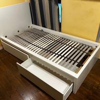 Letto singolo con cassetti