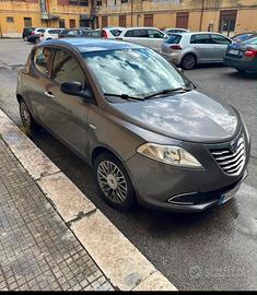 lancia ypslion