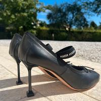 Miu Miu - Décolleté in pelle nera