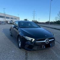 Mercedes Benz Classe A 180d business Extra