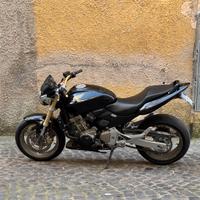 Honda hornet 600