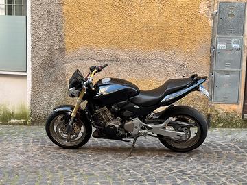 Honda hornet 600