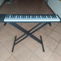 Tastiera MIDI Alesis V61 con stand