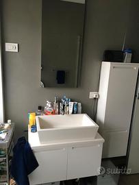 Mobile bagno con colonna pensile color burro