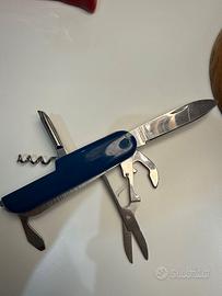 Utensile multiuso tascabile blu