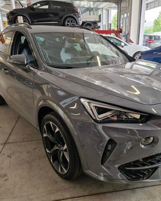 Cupra formentor vz plug in 245 cv Full Optional !!