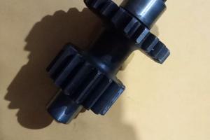 Ingranaggio retromarcia ape 50