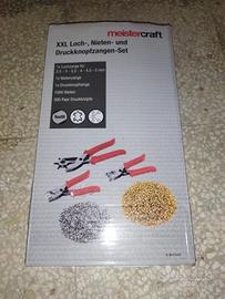 Set di pinze per fori con bottoni a pressione