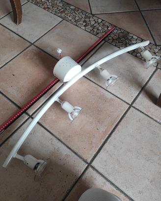 Lampadario - Barra con 4 faretti 