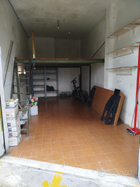 Garage in centro a montesilvano