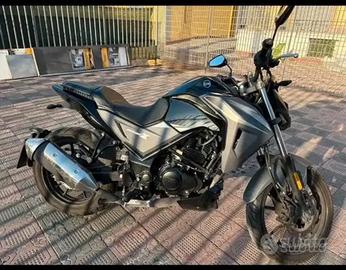 Moto Sym NH Xcion 125