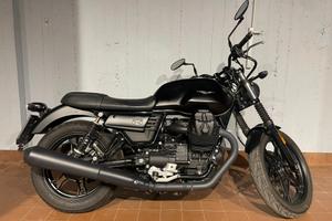 Moto Guzzi V7 III Stone