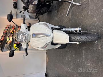scooter beverly 125