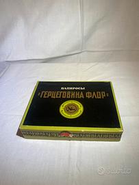 Scatola originale sigarette URSS Herzegovina Flor