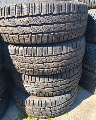 Gomme termiche 225/70/15