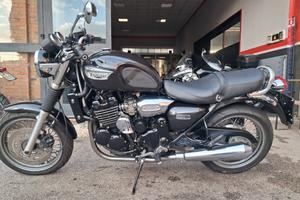 triumph legend 900 2001