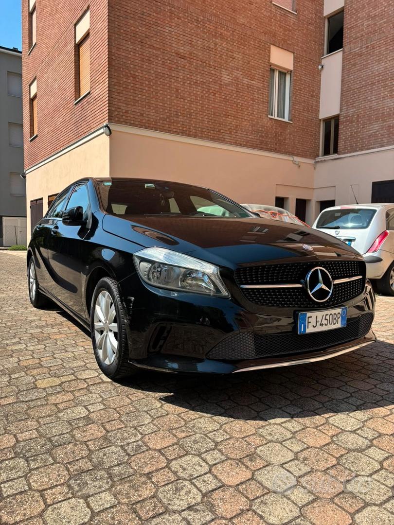 Mercedes-Benz A-Class 2017 photo 2