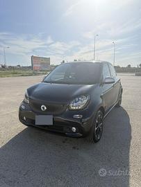 smart FourFour