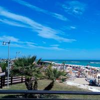 Porto Potenza Picena mare sotto casa Conero Marche