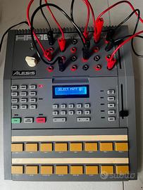Alesis HR-16 Circuit bent drum machine