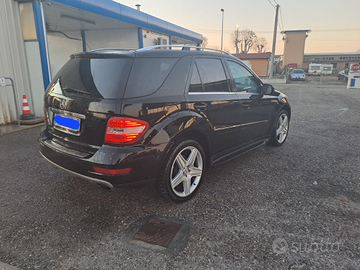 Mercedes Benz Ml 320 diesel Crom sport del 2010