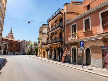 4 locali a Catania