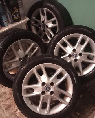 Cerchi in lega originali Fiat 15" 185/55 R15