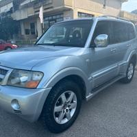 Mitsubishi Pajero 3.2 16V DI-D 5p. aut. Intense
