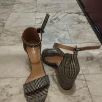 scarpe donna estive  quadri grigia e bianca n40