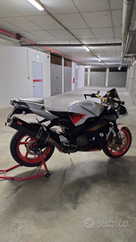 Aprilia tuono 1000r V2 2004